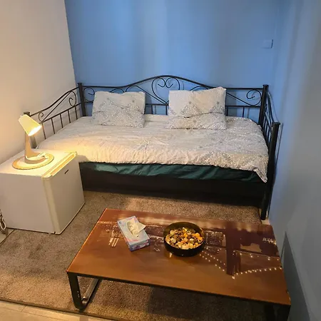 Homestay 2, De Bonne